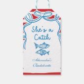 Ze is een vangst vrijgezellenfeest cadeaulabel (Achterkant)