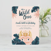 Ze is een Wild One Pink Monster & Tropisch Oerwoud Kaart (Staand voorkant)