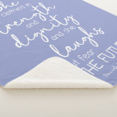 Ze is gekleed in kracht en waardigheid Blanket Sherpa Deken (3/4)