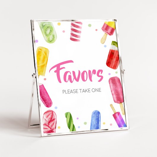 Ze is klaar om Baby shower gunsten te Poppen Poster