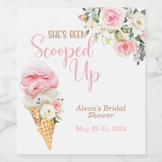 Ze is met het etiket van de wijnflesje opgepikt - (Enkel label)