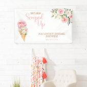 Ze is met Vrijgezellenfeest gebanner opgeslokt. Spandoek (Insitu)