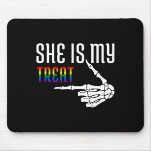 Ze is mijn grote skelet bijpassende paar Halloween Muismat