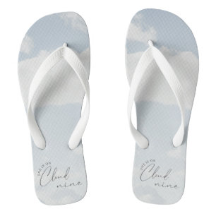 Ze is op Cloud 9 Bachelorette Party Favors Teenslippers