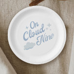 Ze is op Cloud 9 Bachelorette Party Papieren Bordje<br><div class="desc">Bruid is op Cloud 9 Bachelorette Party Paper Borden</div>