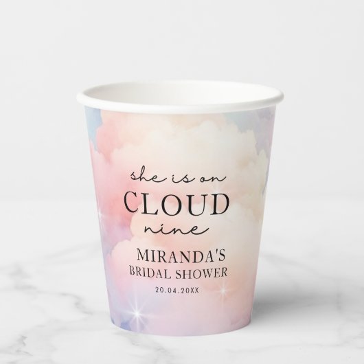 Ze is op Cloud 9 Dreamy Stars Bruiloftsfeestje Papieren Bekers (Voorkant)