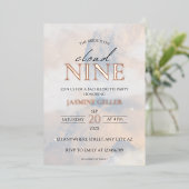 Ze is op cloud 9 Roos Gold Elegant Vrijgezellenfee Folie Uitnodiging (Staand Voorkant)