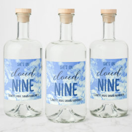 Ze is op de cloud negen! Vrijgezellenfeest/Bachelo Likeurfles Etiket