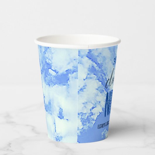 Ze is op de cloud negen! Vrijgezellenfeest/Bachelo Papieren Bekers (Rechts)