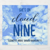 Ze is op de cloud negen! Vrijgezellenfeest/Bachelo Sparkling Wijnetiket (Enkel label)