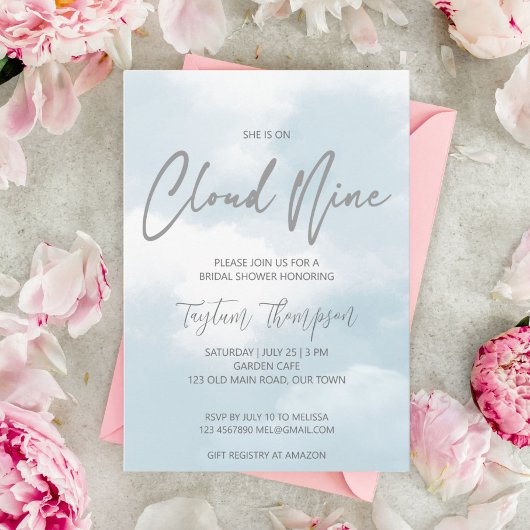 Ze is op de cloud van negen vrijgezellenfeesten kaart