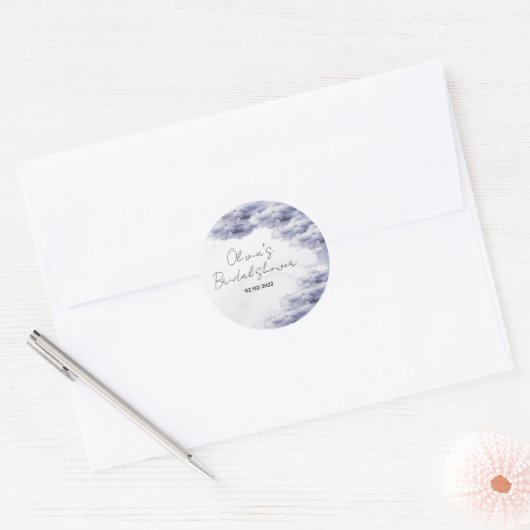 Ze is op de cloud van negen vrijgezellenfeesten ronde sticker (Envelop)