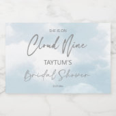 Ze is op de cloud van negen vrijgezellenfeesten sparkling wijnetiket (Enkel label)