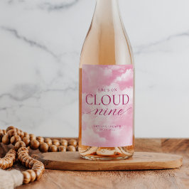 Ze is op roze wolk negen bruids douche wijn etiket