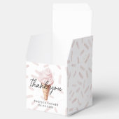 Ze is opgepakt Strawberry Shower Square Bedankdoosjes (Geopend)