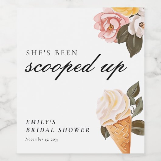 Ze Is Opgeschept Bruidsuitnodiging Wijn Etiket (Enkel label)