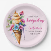 Ze is opgeslokt met ijscream-Vrijgezellenfeest Papieren Bordje (Voorkant)