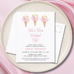 Ze is opgeslokt met ijscream-Vrijgezellenfeest Uitnodiging Briefkaart<br><div class="desc">Dit  bruidsdoucheuitnodigingsbloemen met ijsthema is versierd met drie waterverf kegels en briefkaarten. De tekst zegt: "Ze is opgepakt!" in stijlvolle roze typografie. U kunt deze kaart aanpassen door uw douchegegevens toe te voegen. Originele Waterverf © Michele Davies.</div>