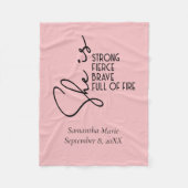 Ze is sterk-Brave Fierce Full Fire gepersonaliseer Fleece Deken (Voorkant)