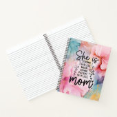 Ze is sterk en onverschrokken warm... Mom Journal Notitieboek (Binnen)