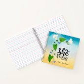 Ze is sterk Spreuken 31: 25 Notitieboek (Binnen)