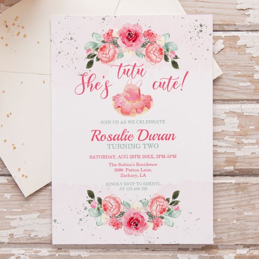 Ze is uitgenodigd voor de Tutu Cute Ballerina Birt Aankondiging