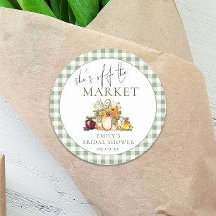 Ze is van de markt Sage Gingham Bruiloftsborrel Ronde Sticker