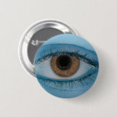 Ze kijkt altijd naar ronde button 5,7 cm (Voorkant /achterkant)