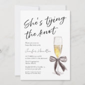 Ze knoopt de knoop door | Black Bow-Vrijgezellenfe Kaart (Voorkant)