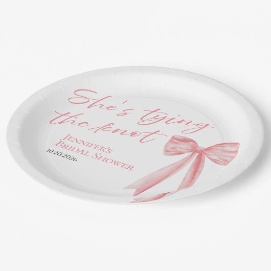 Ze knoopt de knoop door | Pink Bow-Vrijgezellenfee Papieren Bordje (Gekanteld)