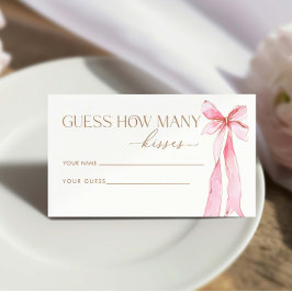 Ze knoopt de knoop door te raden hoeveel kussen informatiekaartje