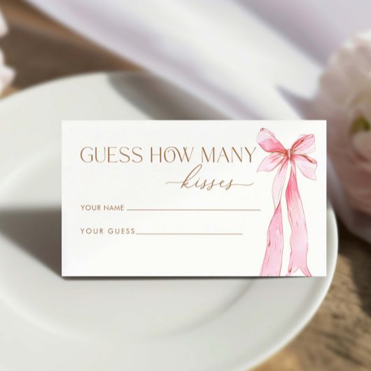 Ze knoopt de knoop door te raden hoeveel kussen informatiekaartje