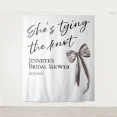 Ze knoopt de knoop door | Vrijgezellenfeest achter Wandkleed (Voorkant)