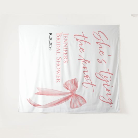 Ze knoopt de knoop door | Vrijgezellenfeest achter Wandkleed (Voorkant (horizontaal))