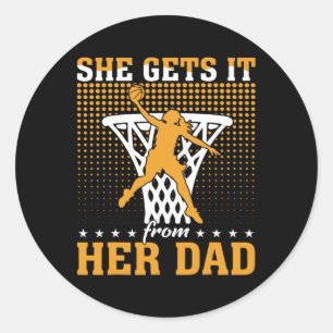 Ze krijgt het van haar vader basketbal meisje bask ronde sticker