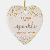 Ze laat een kleine kerstversiering achter keramisch ornament (Rechts)