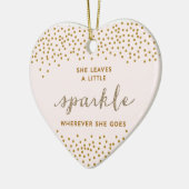 Ze laat een kleine kerstversiering achter keramisch ornament (Links)