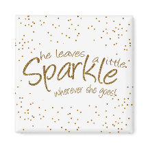 Ze laat een kleine mug achter