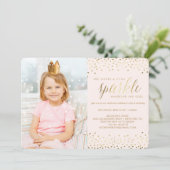 Ze laat een Little Sparkle® VERJAARDAG UITNODIGING (Staand voorkant)