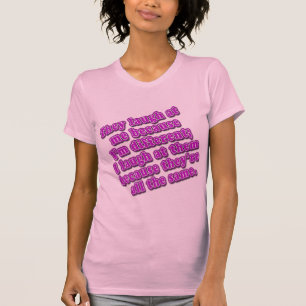 Ze lachen naar me omdat ik verschillende overhemde t-shirt