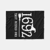 Ze misten een Halloween Feminist Witch Trials Wo Fleece Deken (Voorkant (Horizontaal))