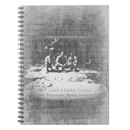 Ze noemden het Battle Fatigue PTSD Awareness Notitieboek (Voorkant)