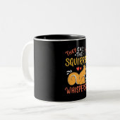 Ze noemen me de eekhoornfluiter tweekleurige koffiemok (Voorkant links)