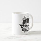 Ze noemen me oma omdat Partner in Crime Koffiemok (Voorkant rechts)