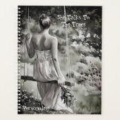 Ze praat met de Trees Quote Journal Planner (Voorkant)