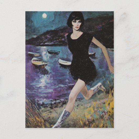 Ze rent op het strand in een zwarte jurk Retro Briefkaart (Voorkant)