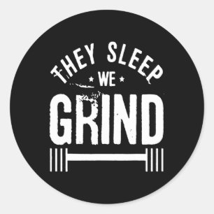 Ze slapen we grind fitness sportschool uit te werk ronde sticker