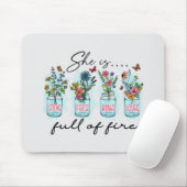 Ze staat vol vuur. muismat (Met muis)