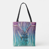 Ze verlaat een kleine skeletvormig kledingstuk. tote bag (Achterkant)