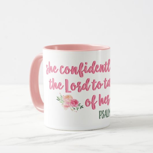 Ze vertrouwt op de Heer // Bijbelse Verse Mok (Voorkant links)